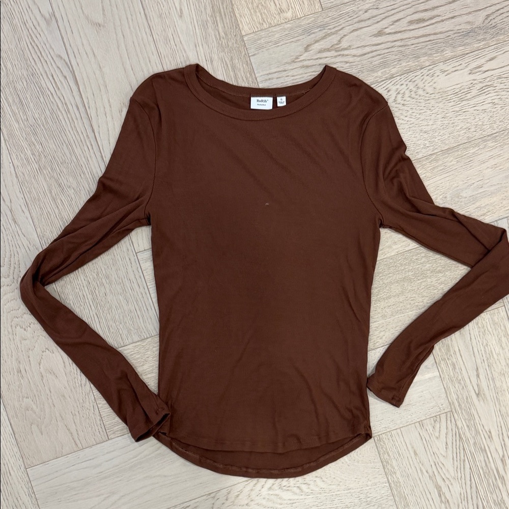 Sunday Best Long Sleeve Crewneck Top in Brown